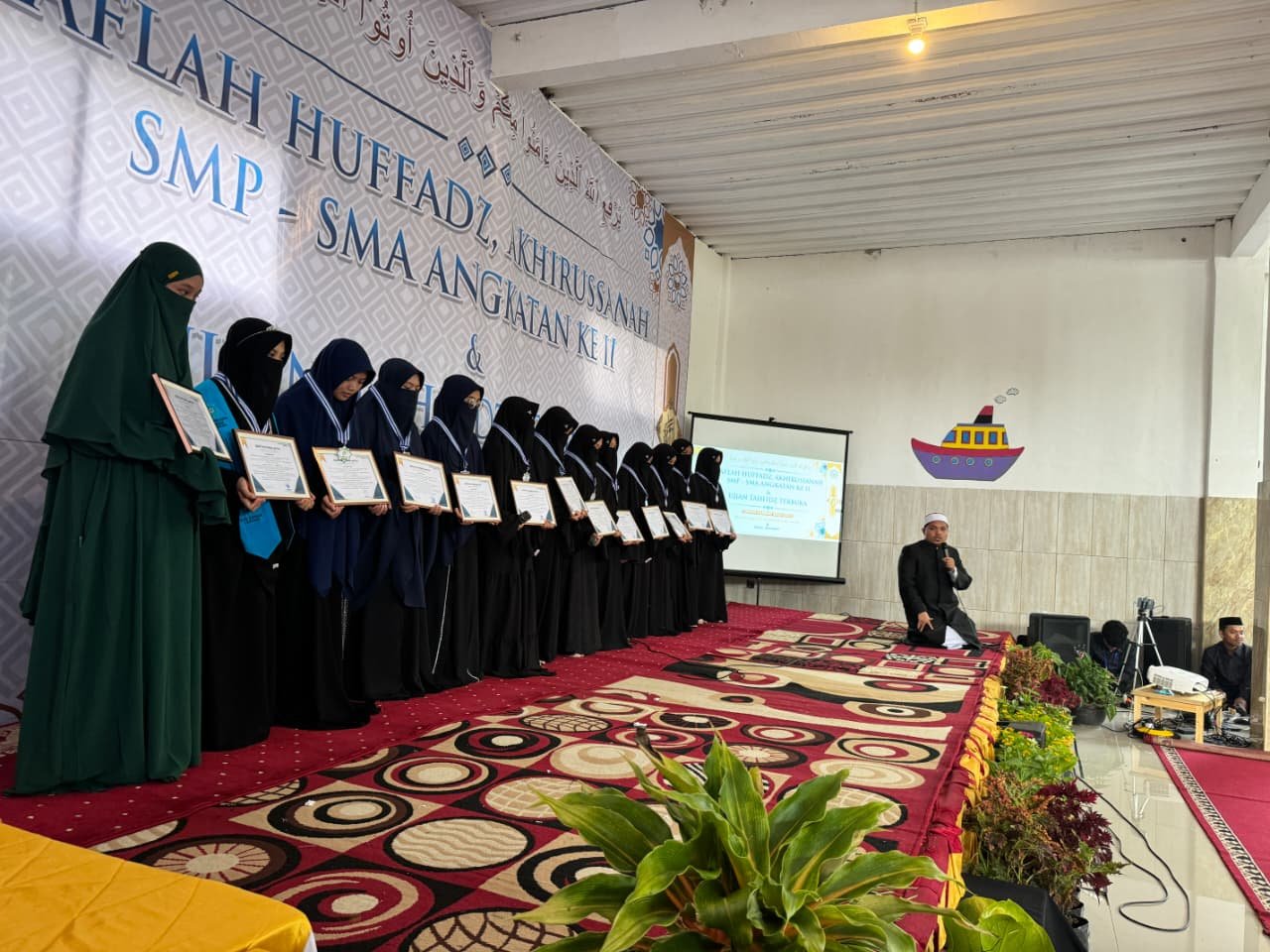 Wisuda Matan Tuhfatul Athfal